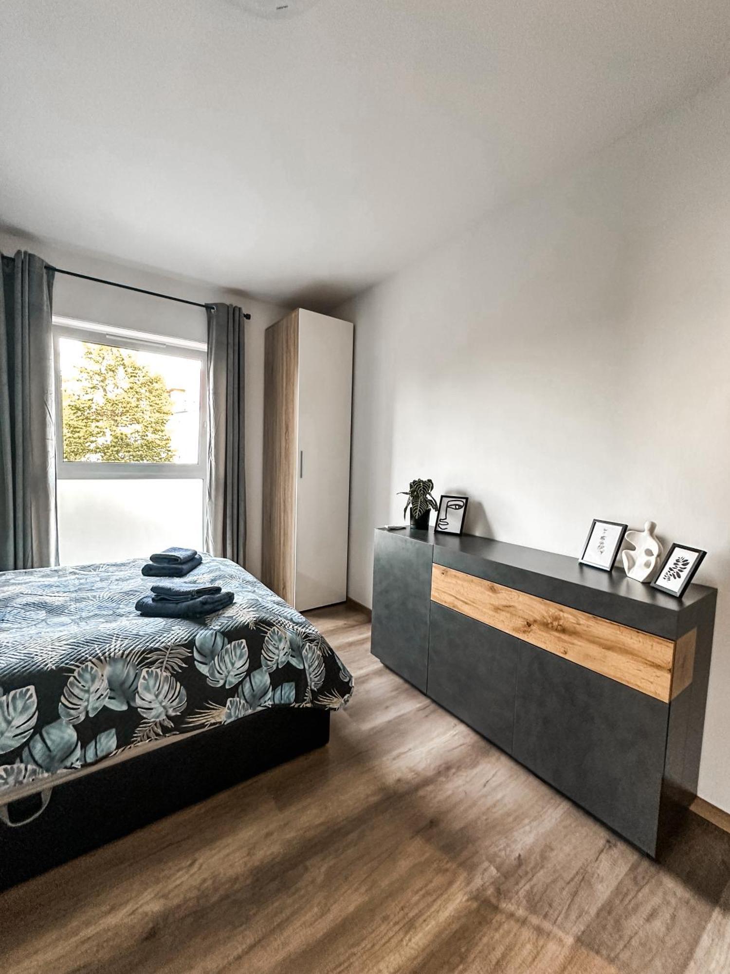 Apartament Wierzbowy Еленя-Гура Экстерьер фото