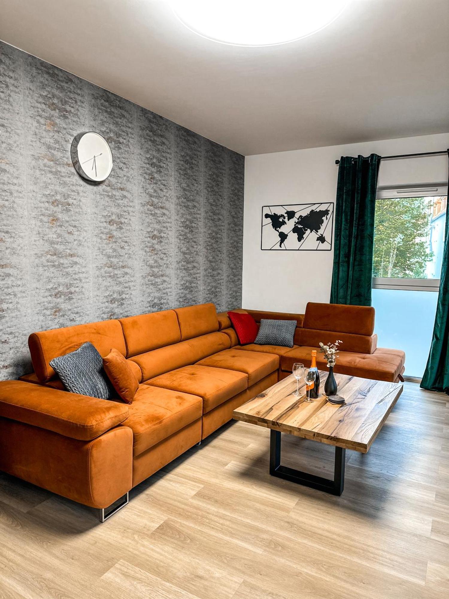 Apartament Wierzbowy Еленя-Гура Экстерьер фото