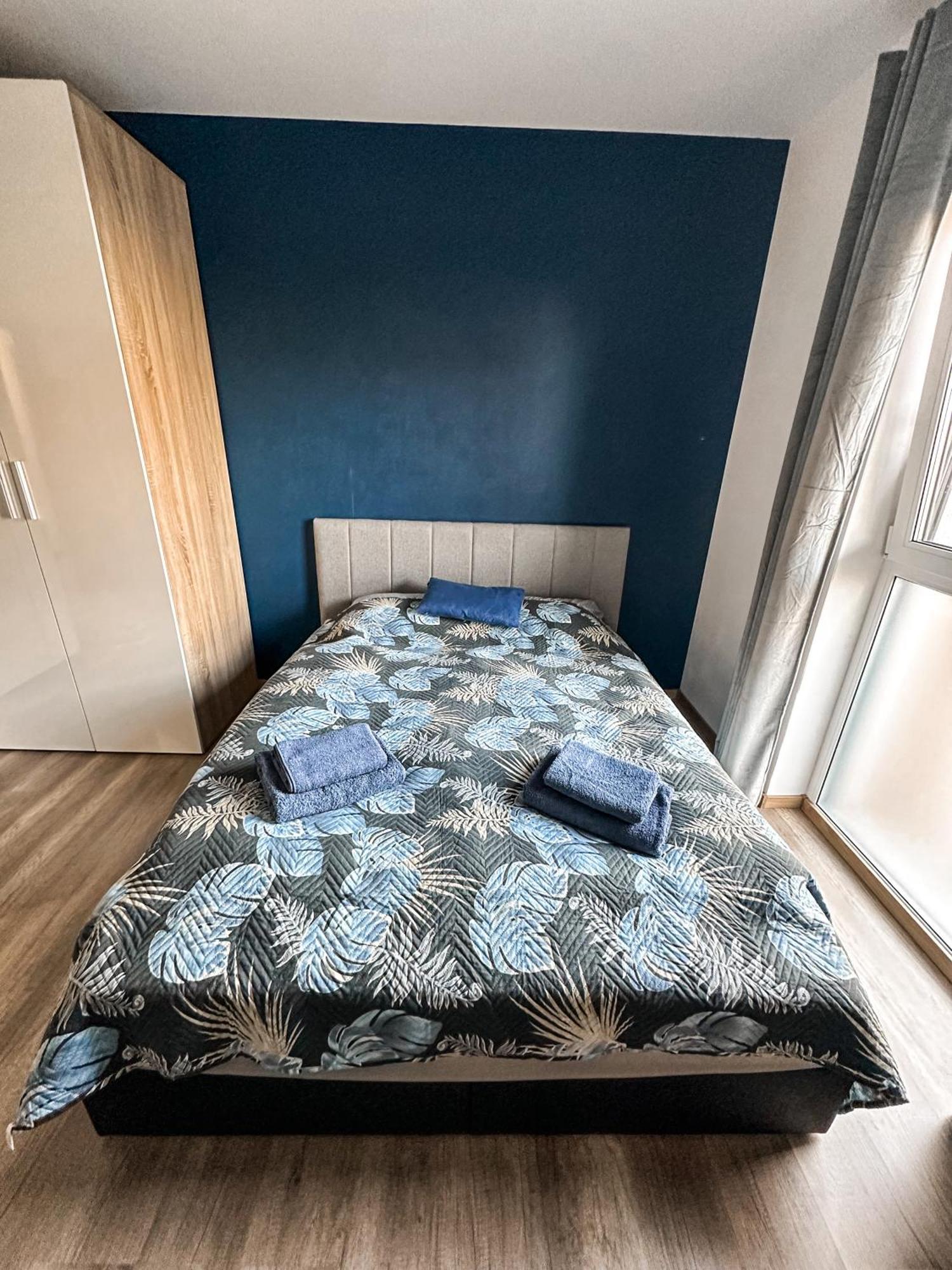 Apartament Wierzbowy Еленя-Гура Экстерьер фото