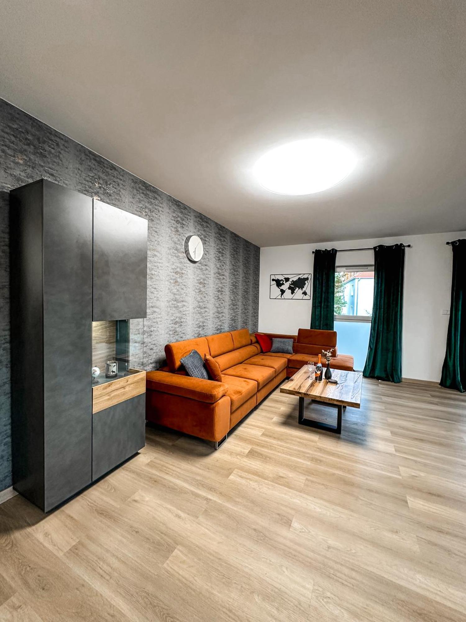 Apartament Wierzbowy Еленя-Гура Экстерьер фото